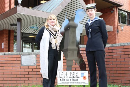 Cllr Charles and AB Chambers with Silent Soldier